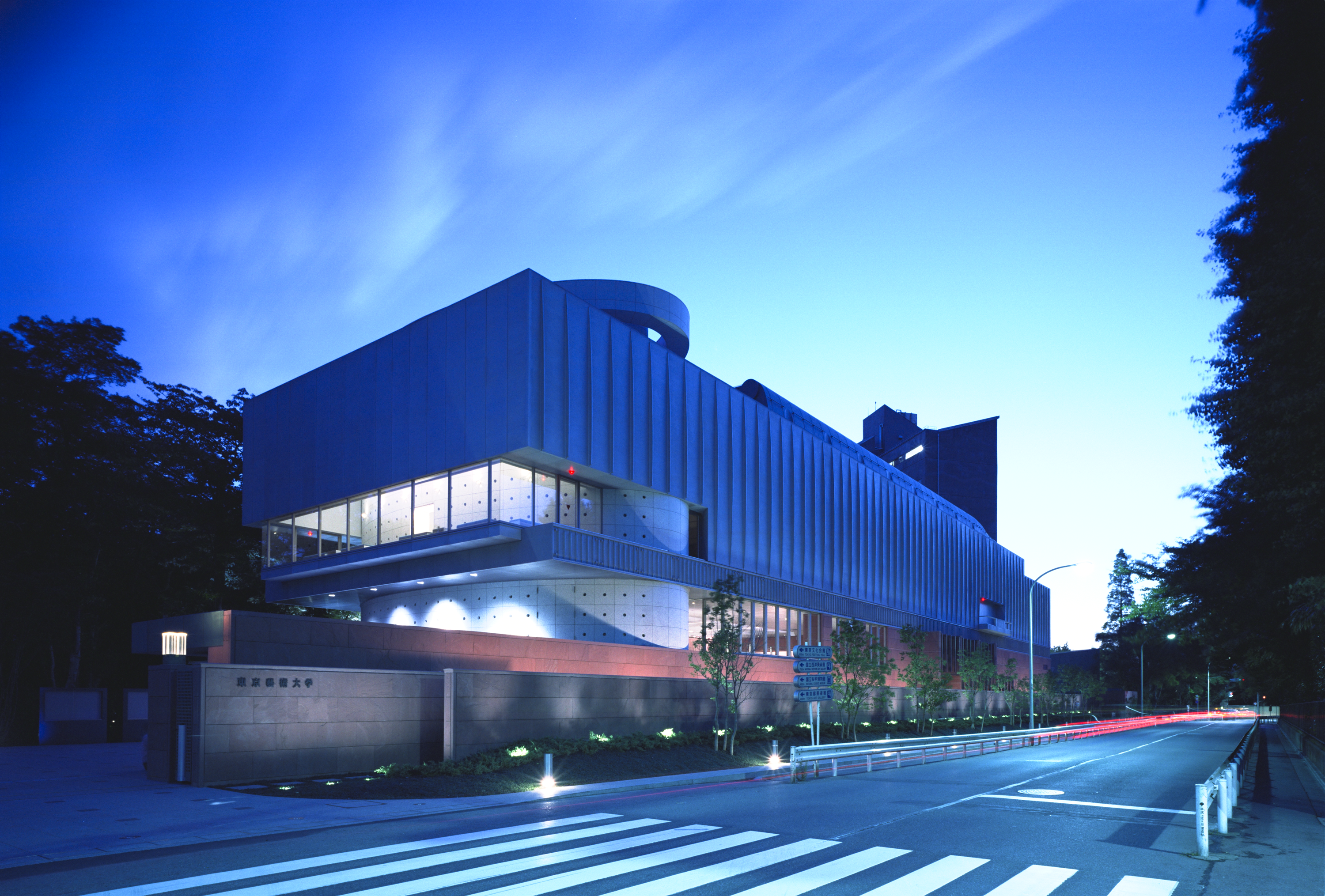 東京藝術大学　大学美術館様